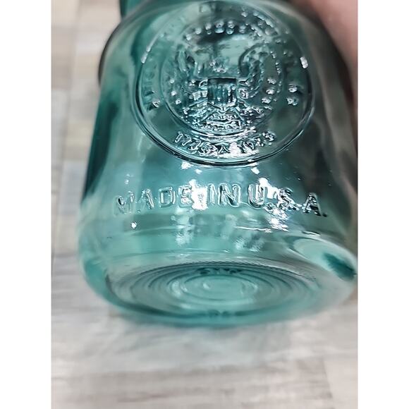 Vintage Pair of 2 Ball Ideal Pint 1976 Bicentennial Eagle Mason Jar W/ Lid Blue - Picture 4 of 7